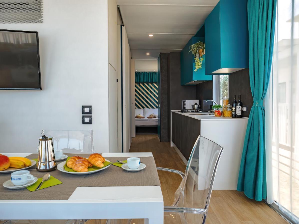 Club Del Sole Pini Boutique Resort Punta Marina Εξωτερικό φωτογραφία